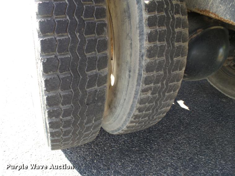 image for item DD2471 2000 Sterling LT9500 crane truck