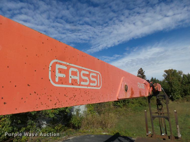 image for item DD2471 2000 Sterling LT9500 crane truck