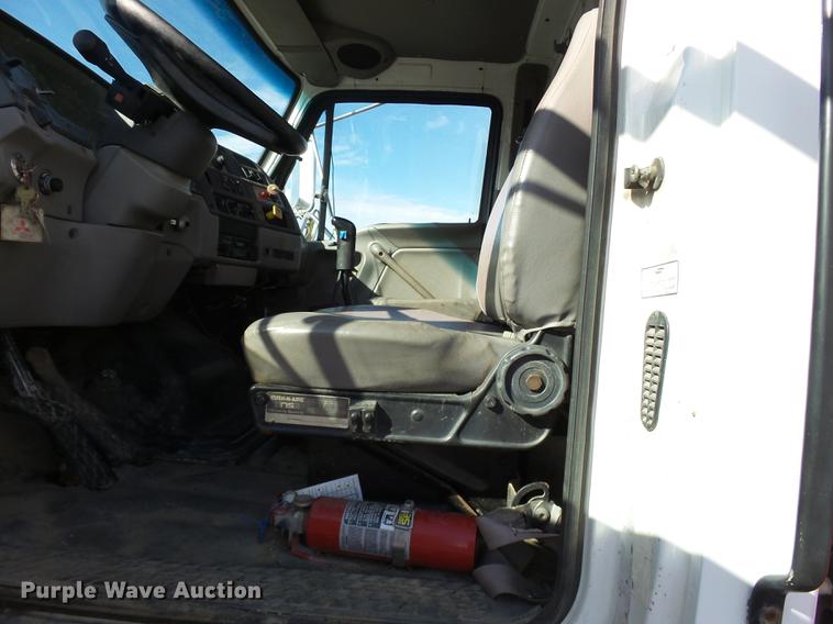 image for item DD2471 2000 Sterling LT9500 crane truck