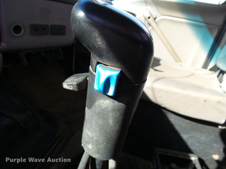 image for item DD2471 2000 Sterling LT9500 crane truck