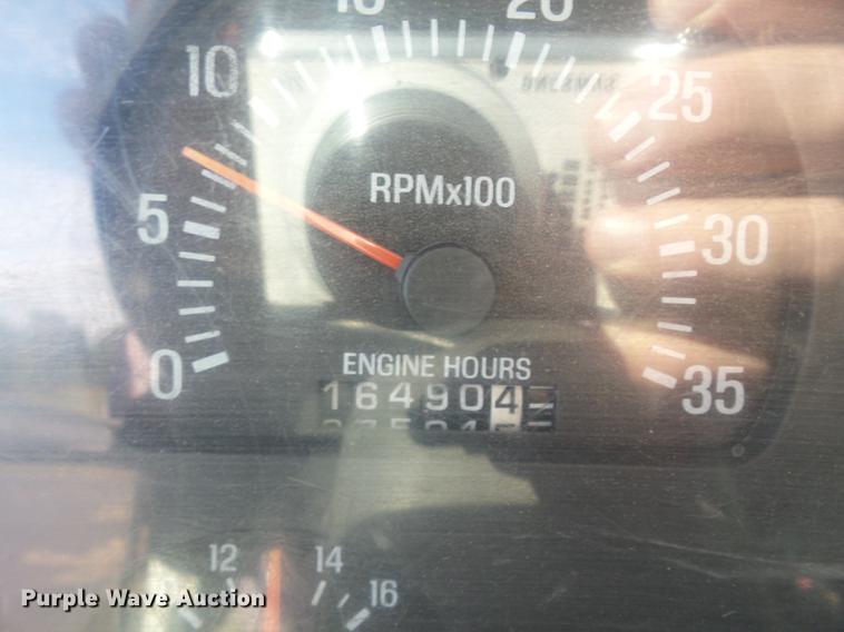 image for item DD2471 2000 Sterling LT9500 crane truck