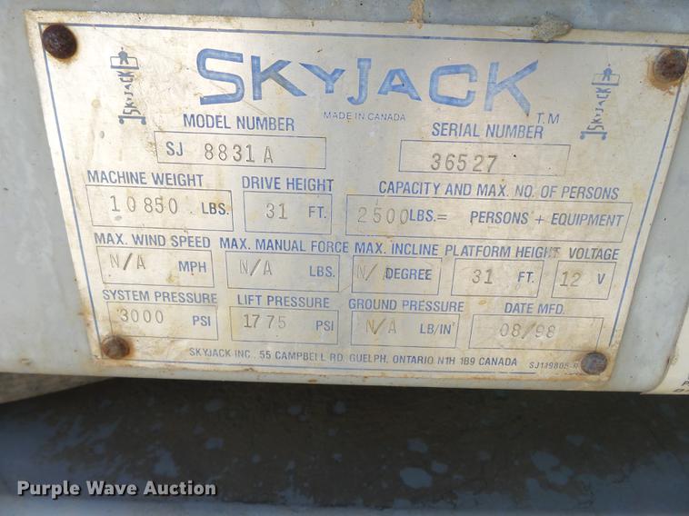 image for item DD2485 1998 Skyjack SJ8831A scissor lift