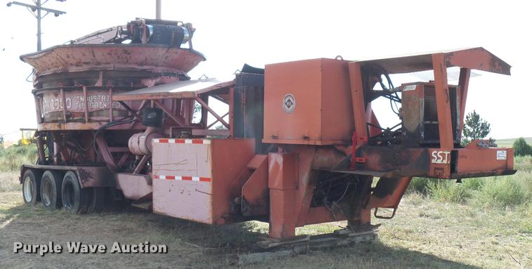 image for item DD5932 1996 Morbark 1300 tub grinder