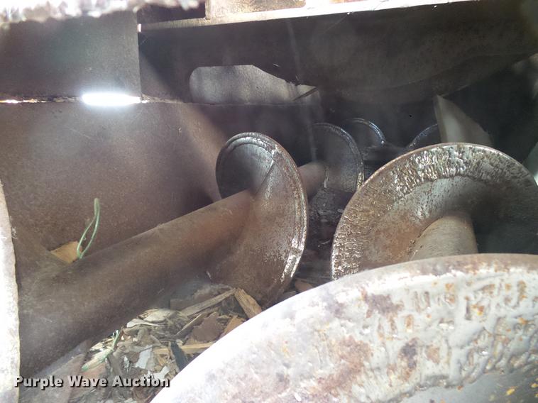 image for item DD5932 1996 Morbark 1300 tub grinder