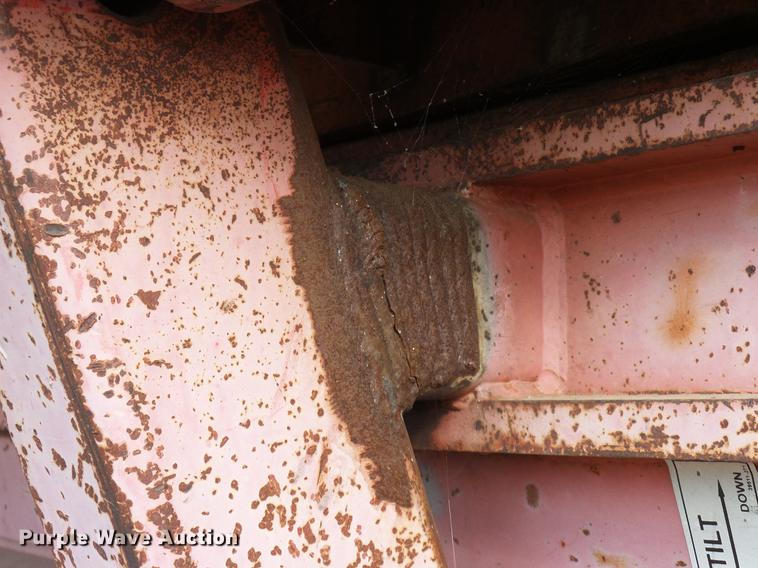 image for item DD5932 1996 Morbark 1300 tub grinder