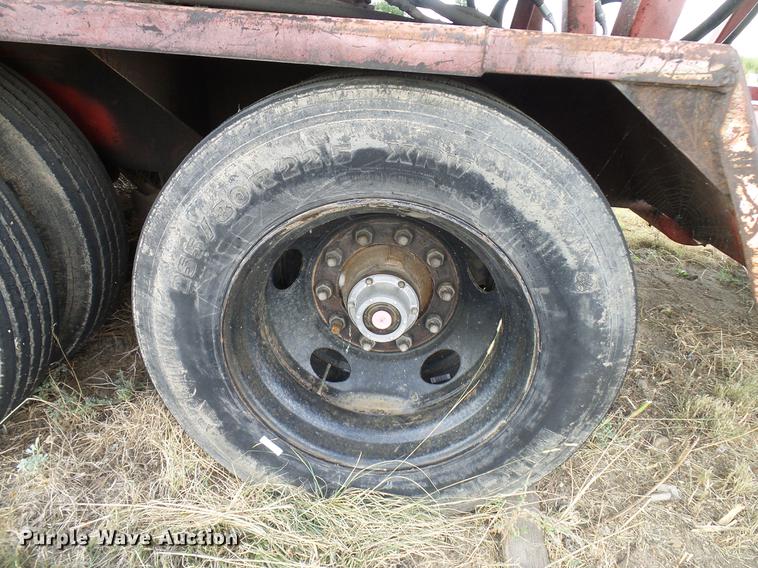 image for item DD5932 1996 Morbark 1300 tub grinder