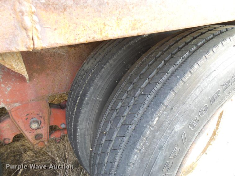 image for item DD5932 1996 Morbark 1300 tub grinder