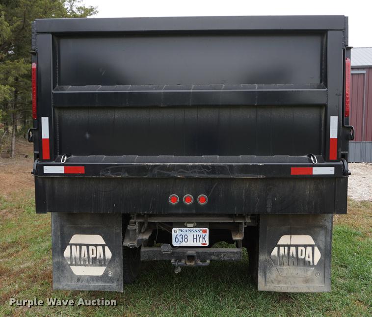 image for item DD6605 2003 International 7400 dump truck