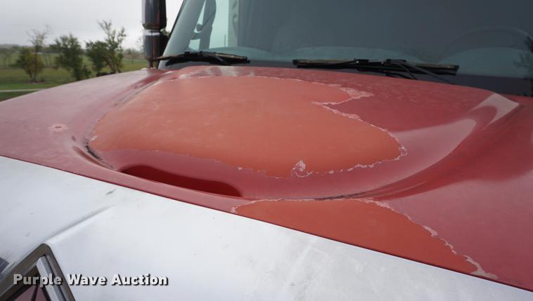 image for item DD6605 2003 International 7400 dump truck