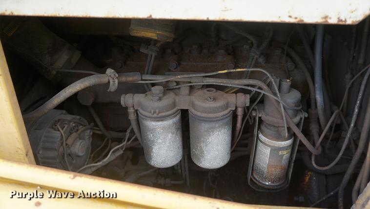 image for item DD6627 International 260A backhoe