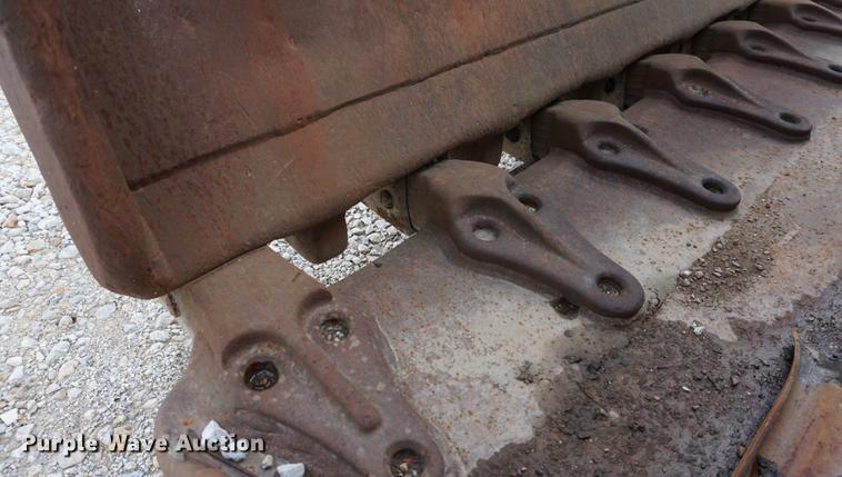 image for item DD6630 Caterpillar grapple bucket