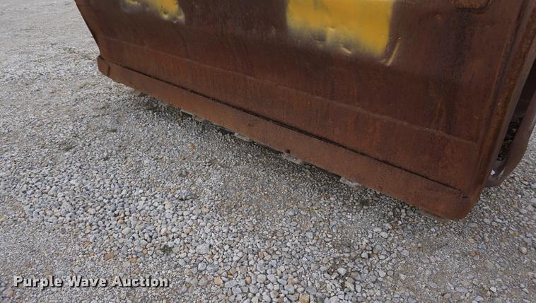 image for item DD6630 Caterpillar grapple bucket
