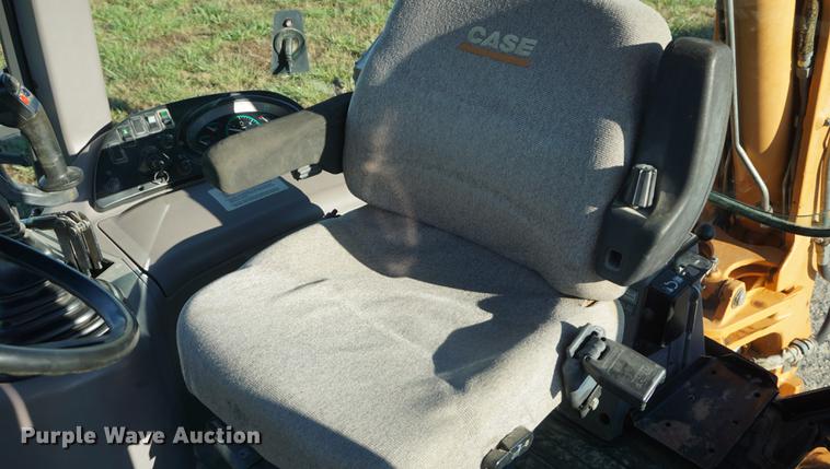 image for item DD6639 2001 Case 580 Super M backhoe