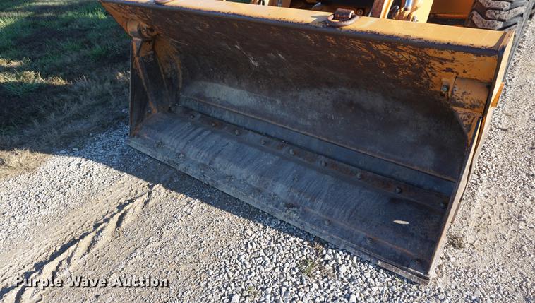 image for item DD6639 2001 Case 580 Super M backhoe