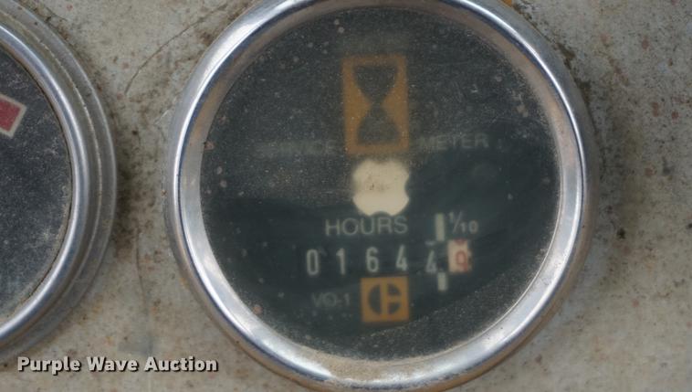 image for item DD6643 1974 Caterpillar 955L track loader