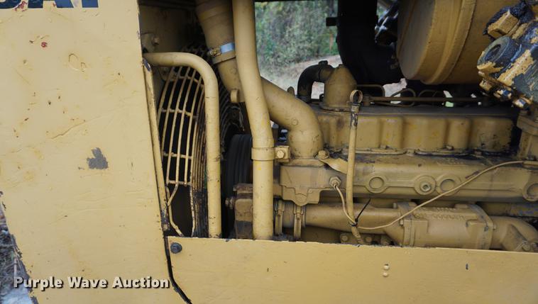 image for item DD6643 1974 Caterpillar 955L track loader