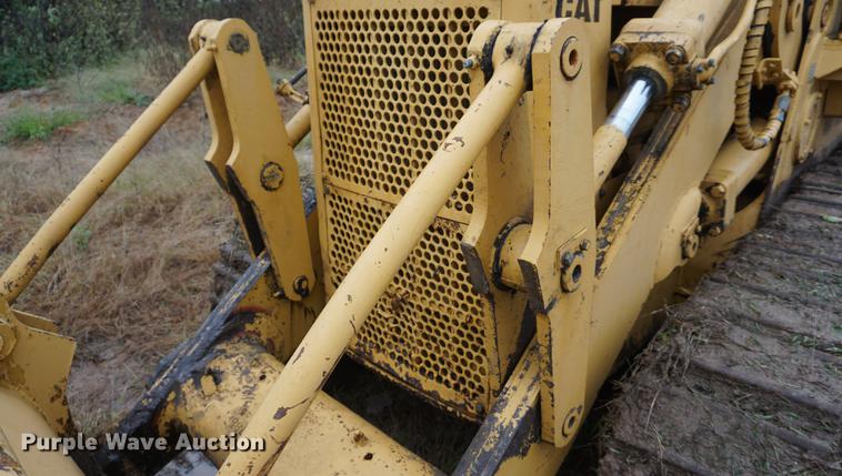 image for item DD6643 1974 Caterpillar 955L track loader