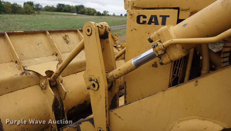 image for item DD6643 1974 Caterpillar 955L track loader