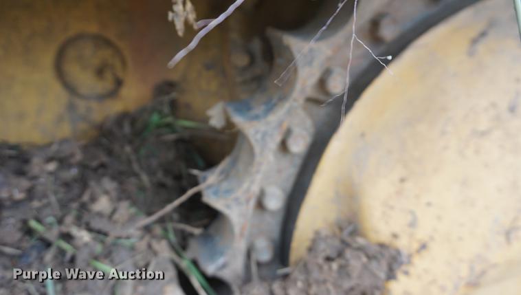 image for item DD6643 1974 Caterpillar 955L track loader