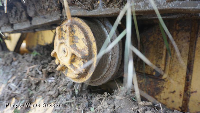 image for item DD6643 1974 Caterpillar 955L track loader