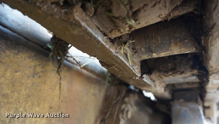 image for item DD6643 1974 Caterpillar 955L track loader