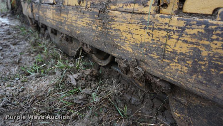 image for item DD6643 1974 Caterpillar 955L track loader