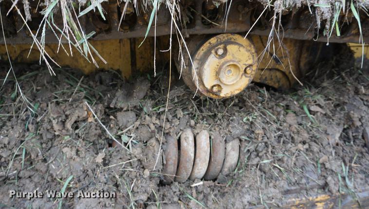 image for item DD6643 1974 Caterpillar 955L track loader