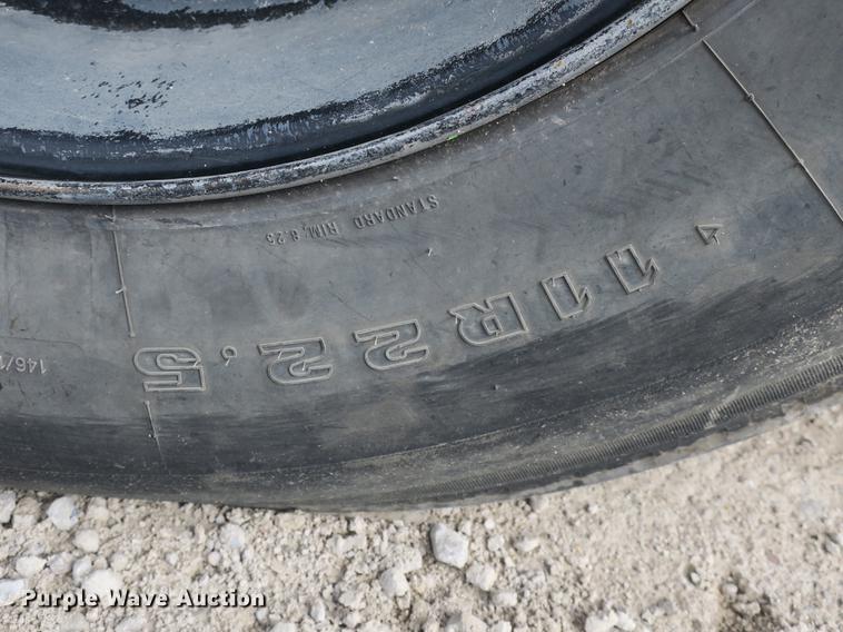 image for item DE3830 2009 Allianz MX450 street sweeper