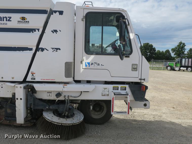 image for item DE3830 2009 Allianz MX450 street sweeper