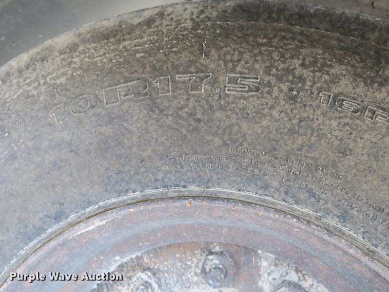 image for item DE3830 2009 Allianz MX450 street sweeper