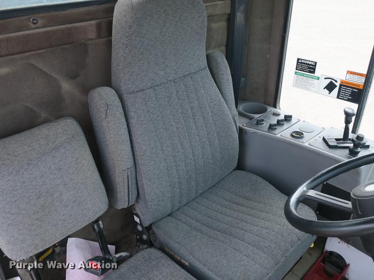 image for item DE3830 2009 Allianz MX450 street sweeper