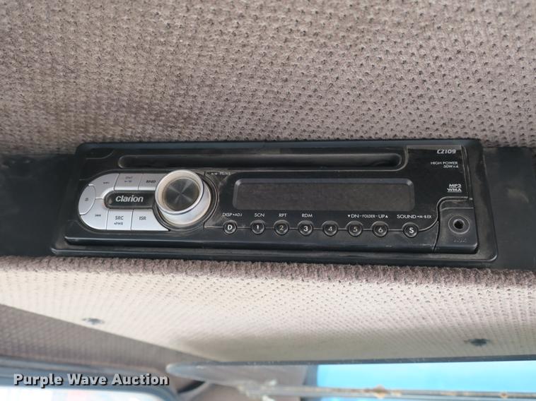 image for item DE3830 2009 Allianz MX450 street sweeper