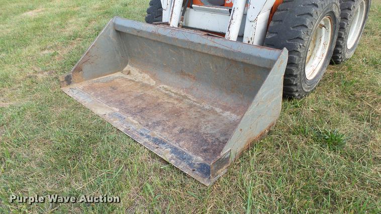 image for item DE4857 1999 Scat Trak 1300D skid steer