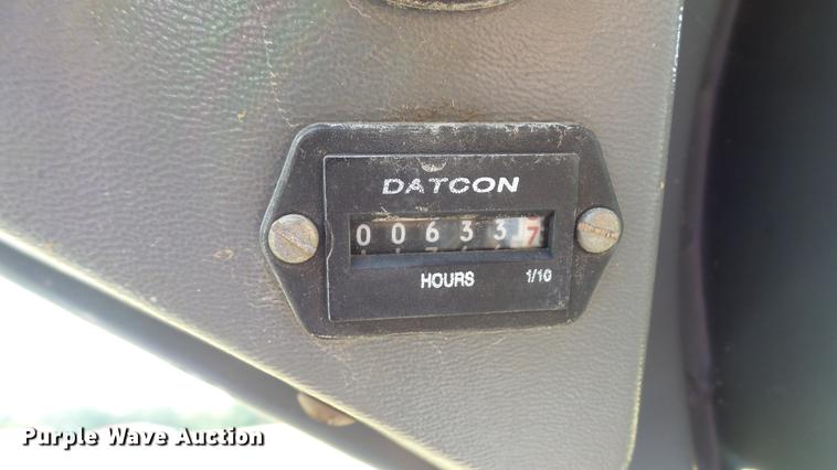 image for item DE4857 1999 Scat Trak 1300D skid steer