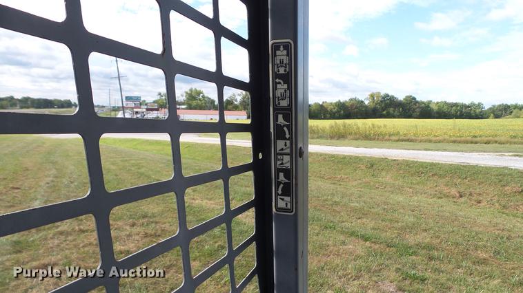 image for item DE4857 1999 Scat Trak 1300D skid steer