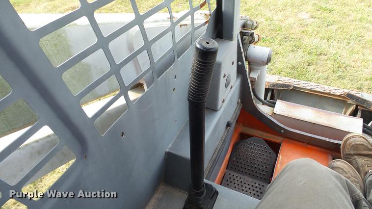 image for item DE4857 1999 Scat Trak 1300D skid steer