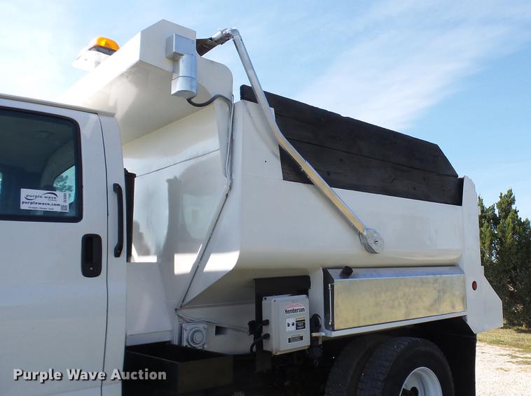 image for item DE4888 2008 GMC C8500 dump truck
