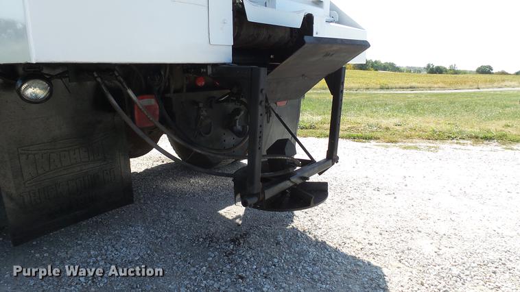 image for item DE4888 2008 GMC C8500 dump truck