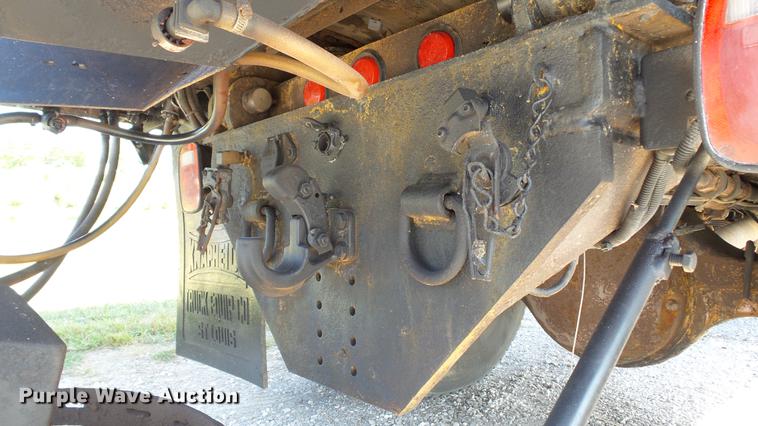 image for item DE4888 2008 GMC C8500 dump truck