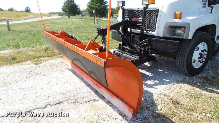 image for item DE4888 2008 GMC C8500 dump truck