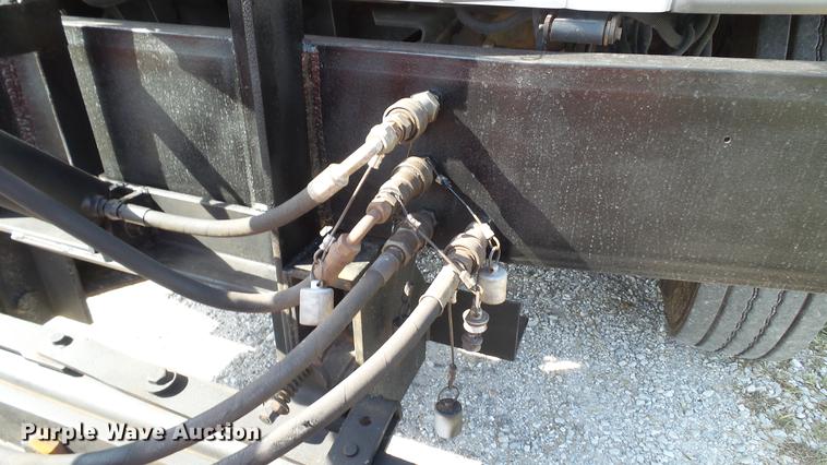 image for item DE4888 2008 GMC C8500 dump truck