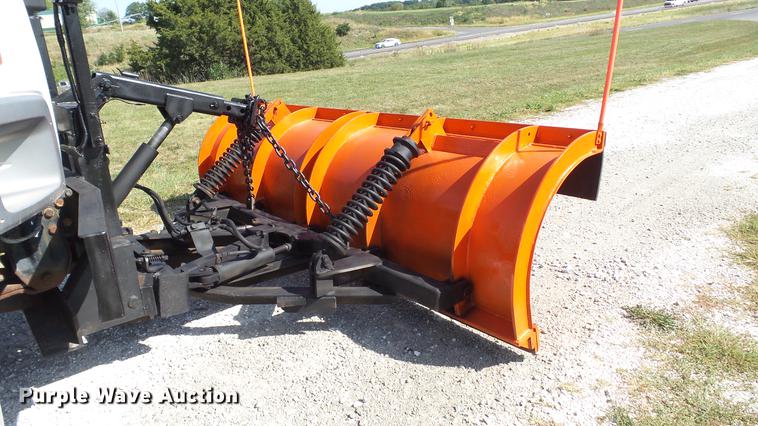 image for item DE4888 2008 GMC C8500 dump truck