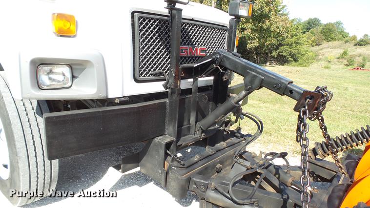 image for item DE4888 2008 GMC C8500 dump truck