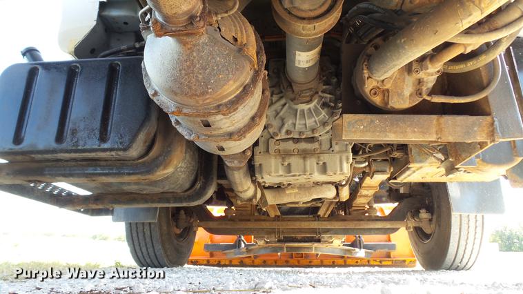 image for item DE4888 2008 GMC C8500 dump truck