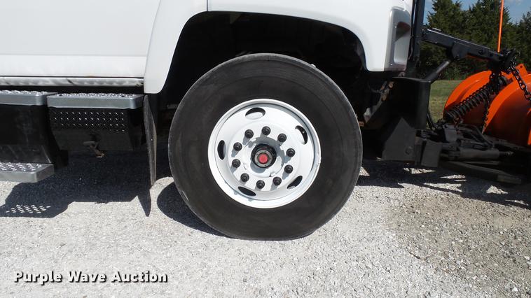 image for item DE4888 2008 GMC C8500 dump truck