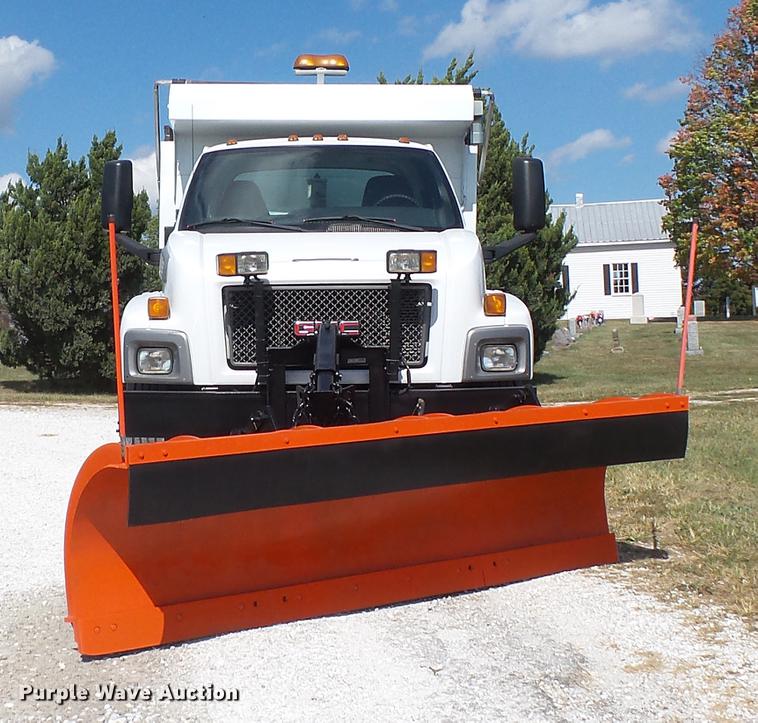 image for item DE4892 2008 GMC C8500 dump truck