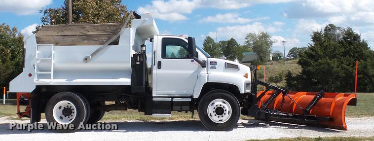 image for item DE4892 2008 GMC C8500 dump truck