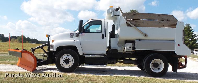 image for item DE4892 2008 GMC C8500 dump truck