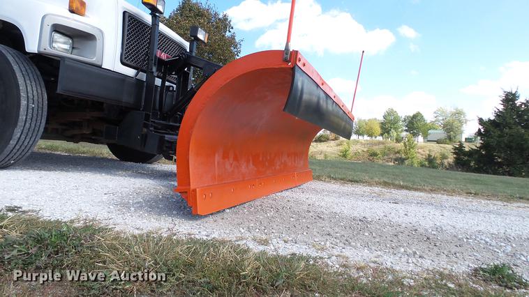 image for item DE4892 2008 GMC C8500 dump truck