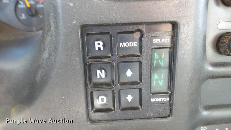 image for item DE4892 2008 GMC C8500 dump truck